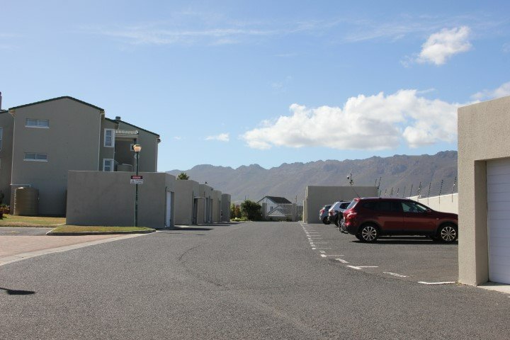 2 Bedroom Property for Sale in Greenways Golf Estate Western Cape